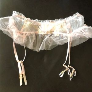 Victoria Secret XS Pink Garter Belt